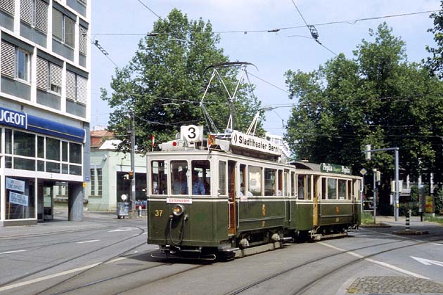 BERNMOBIL historique, Eigerplatz - 2003-06-29 BERNMOBIL historique, Eigerplatz - 2003-06-29