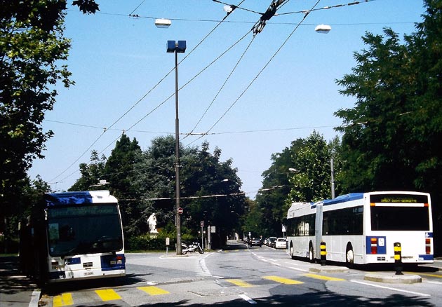 TL Lausanne Rue du Grand Chêne - 2003-07-13 TL Lausanne Rue du Grand Chêne - 2003-07-13