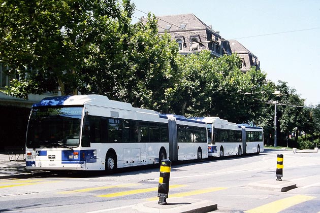 TL Lausanne Rue du Grand Chêne - 2003-07-13