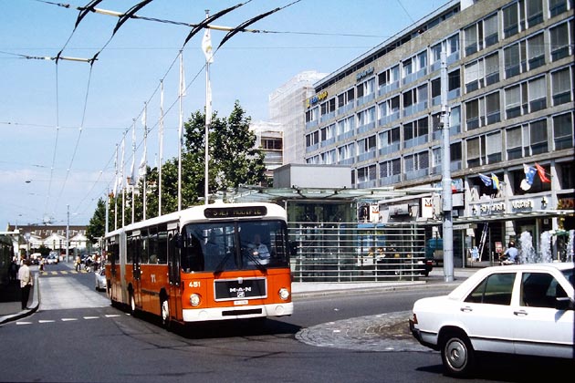 TL Lausanne Gare - 2003-07-08